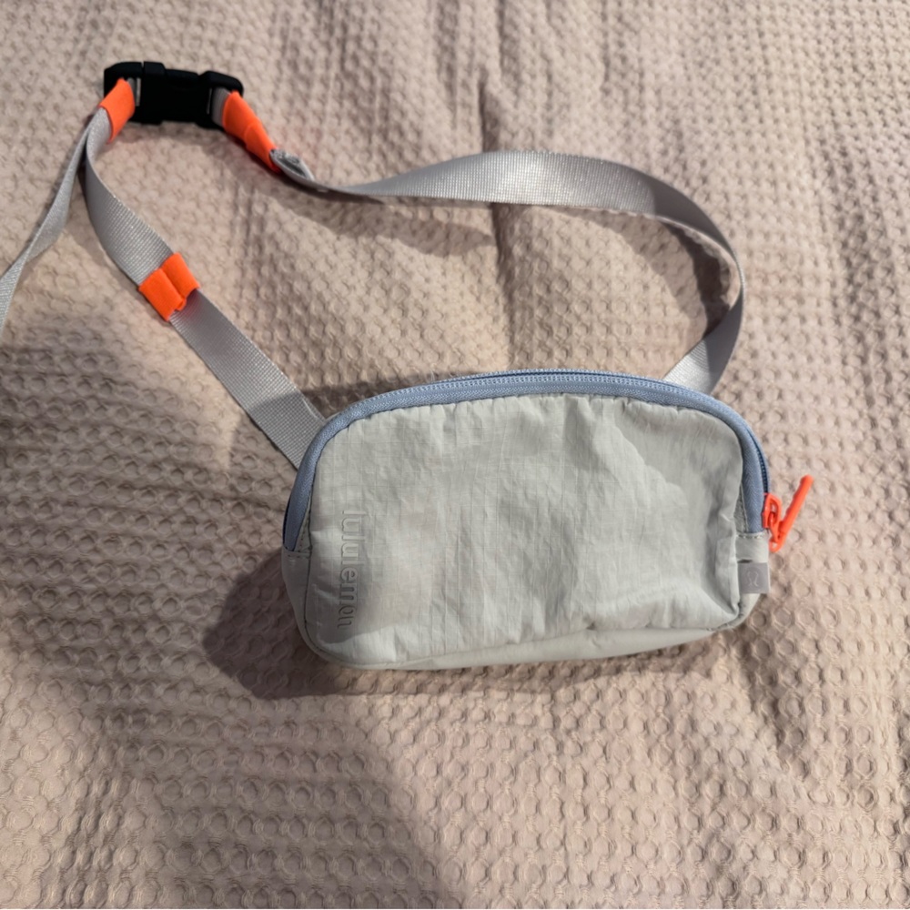 Lululemon Mini Belt Bag